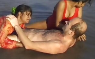 indian sex orgy upstairs be transferred to beach